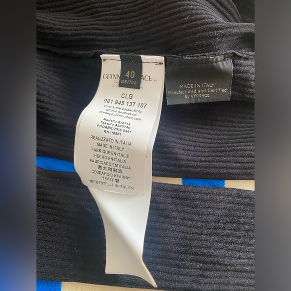 Versace long sleeve size 40 jacket - Picture 14 of 16